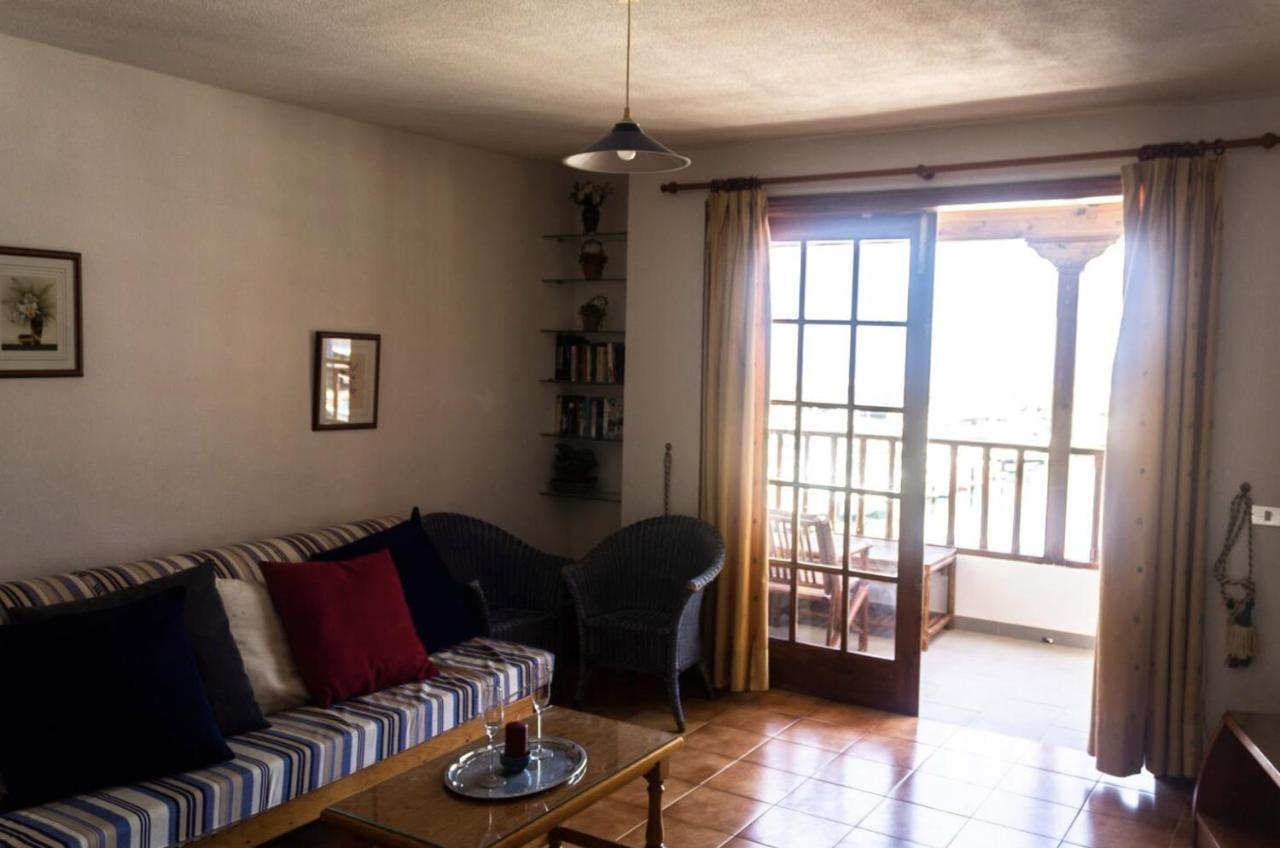 Beachfront & Sunny Apartment Los Gigantes Acantilado de los Gigantes Exterior photo